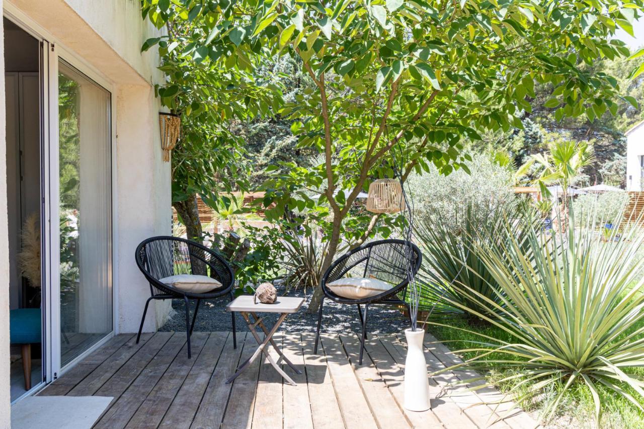 Les Lodges Taizen, Sejour Spa- Sans Enfants Saint-Cannat Eksteriør bilde